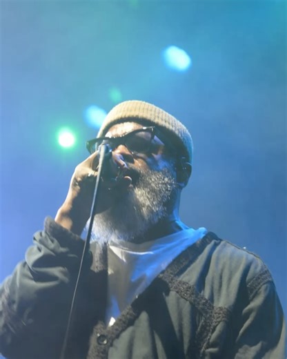 Travis Smith | The Legendary Roots Crew • @theroots • @thingnw #seattleconcertphotographer #nikoncreater @nikonusa | Instagram