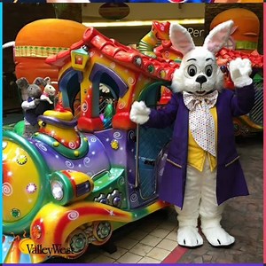 49 reactions · 19 shares | Hop over to Valley West Mall this weekend to kickoff our season with Mr. Bunny who arrives Friday, March 29. Enjoy magical meet and greets with the Arabian Princess on Sat 10-noon & Snow White on Sun 10-noon, along with balloon animal artist Jonathan May! | Valley West Mall | Facebook