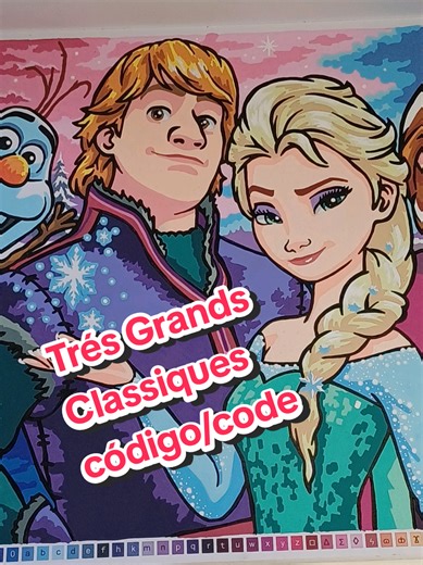 Primer dibujo pintado del libro: Trés Grands Classiques pág: 23 #princesasdisney #hachetteheroes #artherapie #disney #invierno