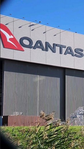 Farewell final Qantas 767 VH-EFR. #qantas #767 #boeing #planespotting #airlines #aviation #airport