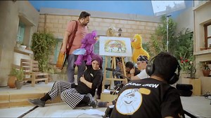 42K views · 1.4K reactions | Season 2 of Ahlan Simsim اهلا سمسم, our Arabic-language version of Sesame Street, just premiered across the Middle East! Take an exclusive, behind-the-scenes look at the creation of this groundbreaking show, which is bringing laughter and learning to millions of refugee children and their new neighbors. | Sesame Street | Facebook