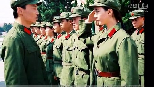红五星红领章，中国女兵身着65式军装的英姿，令人梦魂萦绕