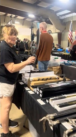 RARE MACHETE AT ORLANDO FLORIDA GUN SHOW #guns #pewpew #military #shoot #trending