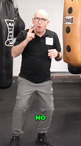 Double up and power up on your heavy bag workout #boxingstance #boxingfootwork #boxingtraining #boxingtips #boxingfitness #learnhowtobox #boxingcoach #learnboxing #boxingskills #boxingdrills #beginnerboxing #beginnerboxer #howtobox #boxing #powerpunch #powerpunching #myboxingcoach #heavybagworkout | MyBoxingCoach