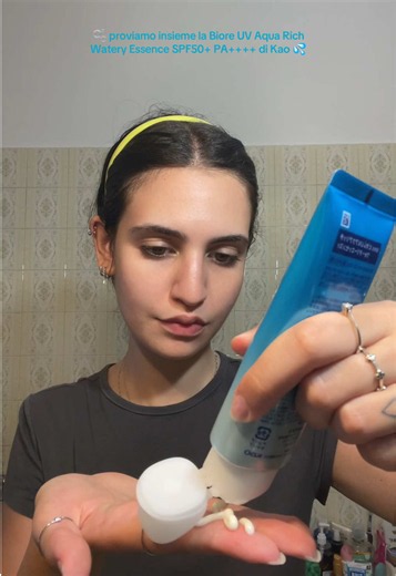 Think you’re applying enough SPF? Let’s test it 👀👇🏻 Codice sconto: INF10GGIB @Stylevana @Stylevana Influencers #gifted #SVGuard #SPFWithSV #STYLEVANA #VANAteam