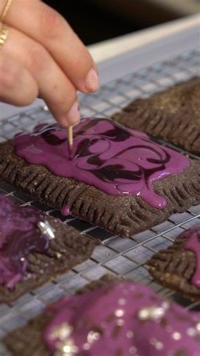 Minecraft Nether Portal ube Pop Tarts 🎃 #minecraft