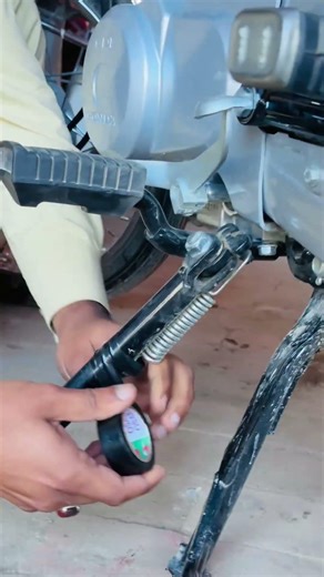 Bike ki stand ki safety 💯✅ #bike #biker #bikelife #ytshorts #shortsfeed