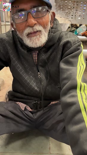 Ek bebas pita akela mein kaise yeh naya saher pe rahega na koi jan na pehchan🥹😩 #humanity #public #justice #hungry #love #good #emotional #freemotion #life #sad #missing #Message #smile #awerness #alone #family #roti #water #hearttouching #help #home #health #Foodie #happy #Howrah #kindness #duty #like #viralreelsシ #support #father #socialmedia #socialworker | Mother's Smile. tanmay