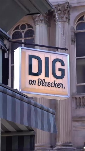 Brought that old-school energy to the iconic @diginn Bleecker street location in the West Village. Sign painting in the windows and the cutest little custom vacuum-formed lightbox out front #noblesigns #nyc #oldnewyork #vacuumforming #signpainting #handlettering #signs