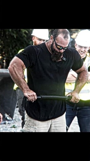 Construction Workers vs Bodybuilders 😱 #bodybuilding #gymedit #fitness #gym