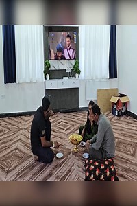 83K views · 1.9K reactions | The joyful moment when they can watch TV shows while eating fresh fruit  #nomadiclife #nomad #nomadic #life #fypシ #adventure #reelfb #followers | Nomads TV | Facebook