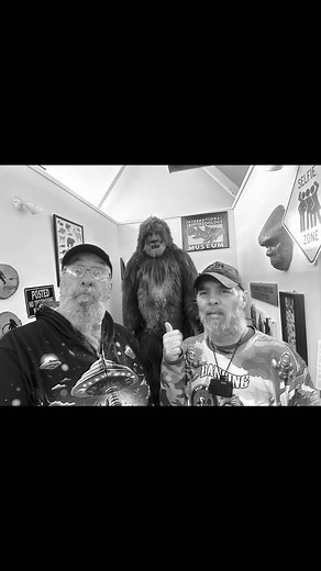 Sasquatch and Hip Bee Explorer! | Hip Bee Explorer