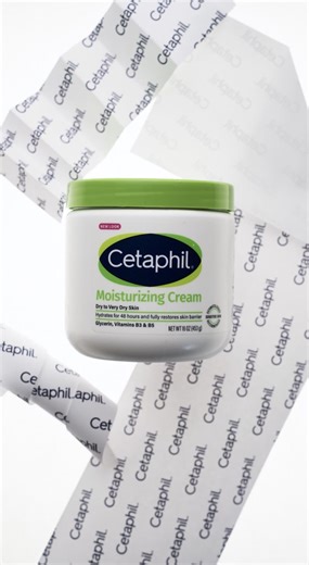 💙 Les cadeaux que les dermatologues recommandent 💙 Le Gentle Skin Cleanser hydrate tout en nettoyant, tandis que la Crème Hydratante aide à réparer la barrière cutanée en une semaine. Les cadeaux que la peau sensible veut vraiment pour cette fin d'année ✨💚 #Cetaphil #Hydratation #Newyear #skincare | Cetaphil (MA)