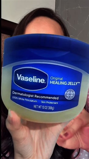 Kiran | Your Beauty Bestie on Instagram: "Follow & Share with your besties jinko step by step makeup sikhana hai 😻 Folloyme @thepretttyyywoman for more amazing tips & tricks 💕💕 #MakeupArtist #MakeupEducation #EyeMakeup #MakeupTutorial MakeupLover MakeupForBeginners MakeupTools MakeupShades MakeupBrushes BeautyEducation (makeup artist tips, makeup education, eye makeup tutorial, eyeshadow blending, best eyeshadow shades, beginner makeup guide, makeup brush types, how to use makeup brushes, smo