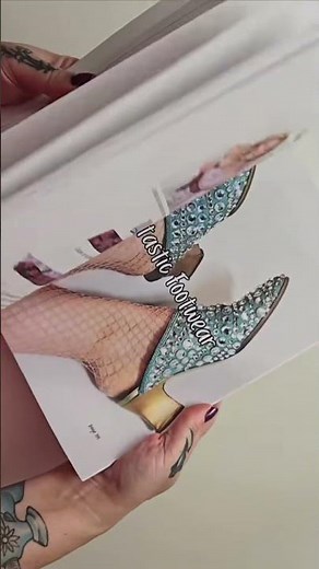 Easy Refashions, Thrift Flips & DIYs 🧠 ♻️ my Refashioning 101 book has it all!