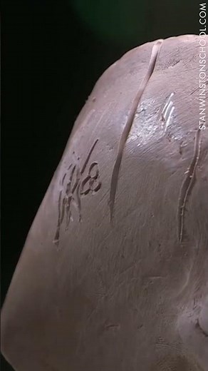 How to Sculpt a Dinosaur: The Smallest Sculpting Tool for Detailing Skin