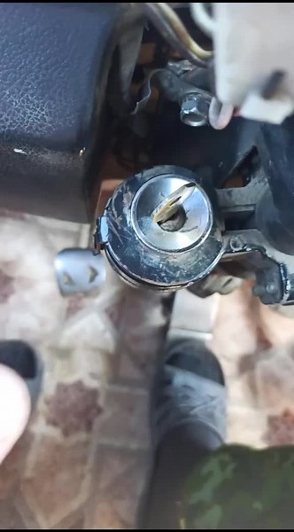 How to Start Your Car with a Stuck Ignition Switch