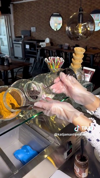 Discover the Art of Frying Delicious Treats