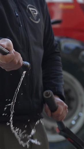 Paracchino Maurizio on Instagram: "Washing my boy!!! 🔥🔥🔥 #agricoltura #agriculture #filteragri #wash #agrolife"