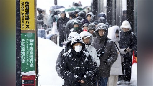 札幌市で過去最多の降雪量、新千歳空港で７０００人が朝まで足止め…チカホで一夜明かしたスキー客も