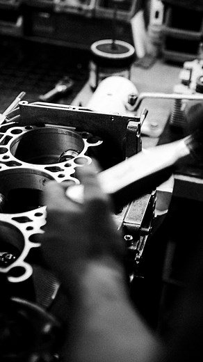 The Rebuild. Every Porsche 911 (Type 964) restored by Manufaktur 964 offers a variety of engine rebuild options for the new owner. From road to track, we guide through all the choices to perfect the driving experience. Manufaktur 964 offers bespoke Porsche 911 (Type 964) personalized by each owner, restored to factory new condition. #Manufaktur964 #Porsche964 #BuiltToOrder #AirCooled #GermanEngineering | Manufaktur 964 | Facebook