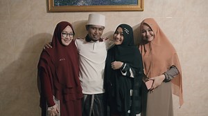 News anchor Cheryl Marella travels across Indonesia, examining contentious issues and deciphering what they mean to the country and its people. Deciphering Indonesia, watch tonight at 9pm or stream now: www.knowledge.ca/program/deciphering-indonesia | Knowledge Network | Facebook