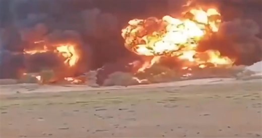 Malian Armed Forces launch airstrikes using drones on fuel depots and multiple militant hideouts — social media footage Reportedly targeting Islamists (JNIM) in the Timbuktu region | Record TV Africa