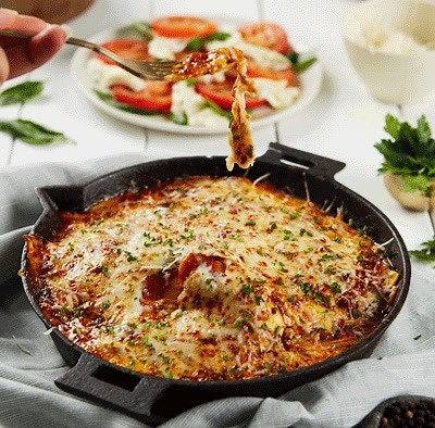 52K views · 28 reactions | Looking for the perfect way to celebrate the weekend? Our set menu is the way to go, it's available from 12pm every day of the week and features two amazing courses for just £12.99. View the menu here > https://www.bellaitalia.co.uk/menu/italian-feast | Bella Italia | Facebook