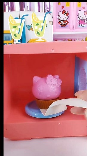 Yummy Hello Kitty Snack | asmr