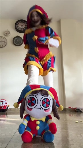 Pomni Captada en Cámara en el Digital Circus