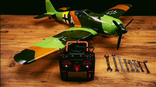 【RC遥控】How to Make Rc Focke Wulf Fw 190 Fighter Aircraft《看遥控，会解压》