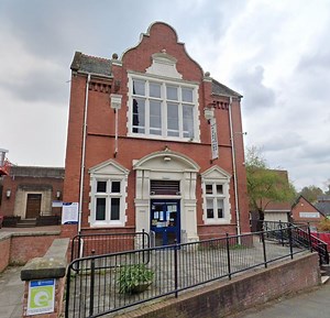 'Drug-taking' and 'serious risk' to staff prompt Oswestry Library's plans for 3m security fence