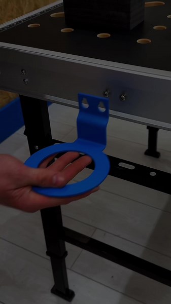 Revolutionary Wrapping Table for Professionals