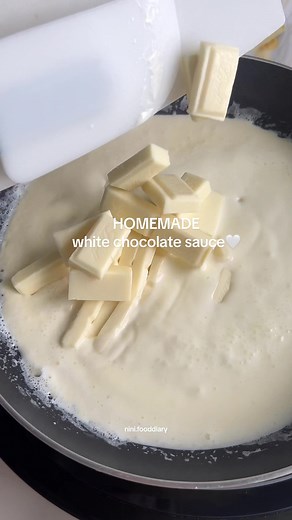 Homemade White Chocolate Sauce Recipe