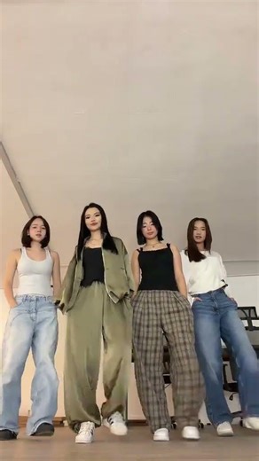 #4ever_giirls #dance #танцы ##скитлс #жануля #мота # камилок