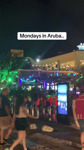 Experience Aruba's Vibrant Monday Nightlife
