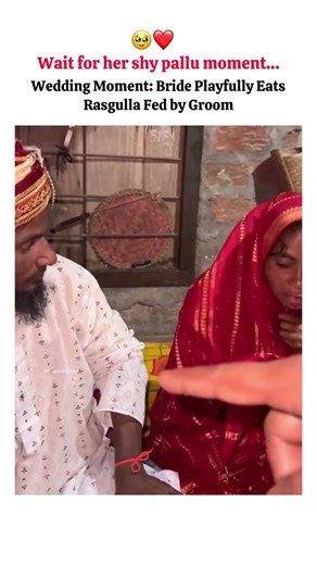 Wait For Her Shy Pallu Moment🥹❤️Sweetest Wedding Couple Goal Ever #couple #viral #wedding #love