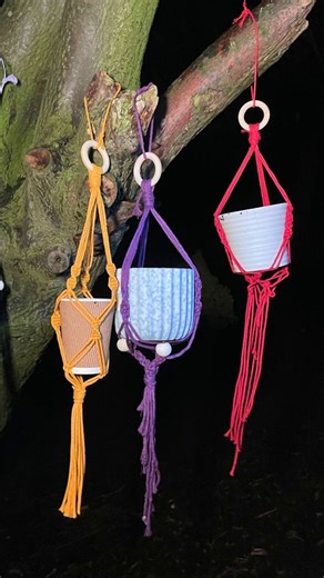 Leeds-List.com on Instagram: "GET CRAFTY BY THE CAMPFIRE IN LEEDS 🪵🧶 If you fancy a wholesome after-work outing, @yorkshirewoodlandlearning has you covered. They offer all kinds of crafty workshops, from glass painting to pom pom scarf making – all hosted in the woods. We got involved in their After Dark: Macrame in the Woodland session, where we created our very own plant hangers. All materials are included, with teachers on hand to guide you – so it’s perfect for beginners. If you fancy head