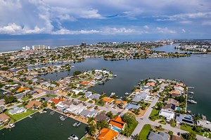 Living in Saint Pete Beach, FL