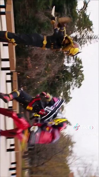 Kamen Rider ZI-O Decade Armor Ryuki Form vs Odin