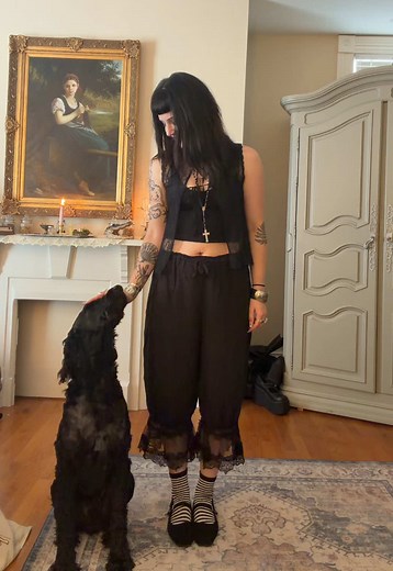 Fit Check: Casual Alt Mom Outfit Ideas (OOTD & Fixing Bruno’s Hair)