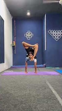 How To Do Handstand Asana/How To Do Hand Balancing Asana/Hand Balancing Asana - Yoga Saathi Video.