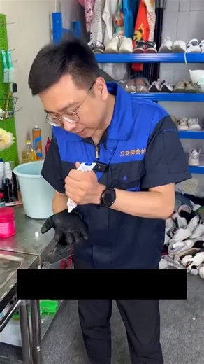 9.6K views · 167 reactions | Toothpaste Cleaning Hacks That Actually Work! 識✨ ☕ Tea stains,  oil marks, or 狀 musty towels? Just grab your toothpaste and get scrubbing! #ToothpasteHack #StainRemoval #TeaStainFix #GreaseStainRemoval #FreshTowels #CleaningTips #WanGeCleaningTips | Clean With Wan | Facebook