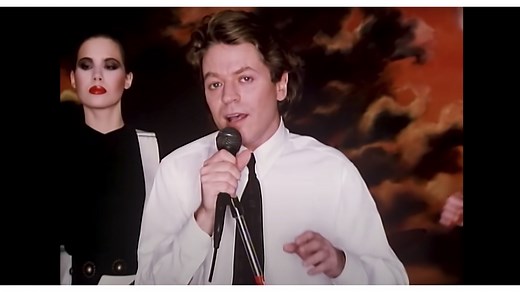 The Brilliant Stupidity of Robert Palmer’s 1986 No. 1 Hit, ‘Addicted to Love’