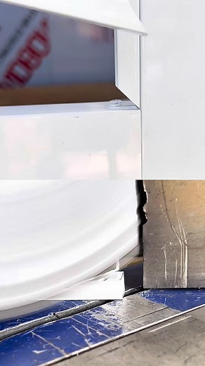 Aluminium Profile Cutting Trick | Clean & Precise Every Time! 💡 Tired of rough edges and messy cuts on your aluminium profiles? In this video, we reveal a game-changing trick that makes cutting aluminium profiles faster, cleaner, and more accurate – using tools you probably already have! 🔧✨ Whether you're working on a DIY project, home improvement, or professional aluminium fabrication, this cutting technique will save time and reduce waste. ✅ What you'll learn: ✳️The best method for cutting a