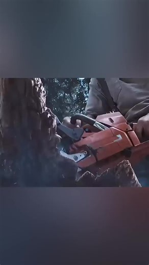 Not all heroes wear capes… some wear flannels 😎🪓 🎬 Tucker and Dale vs evil #movie #movieclips #viralshorts #fyp #shorts