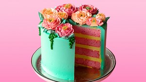 Simply Floral Cake