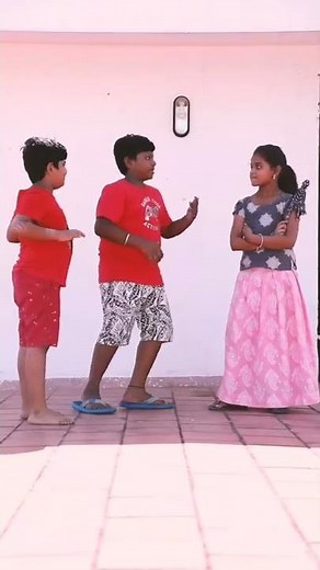 சுட்டித்தனம் செய்யும் குட்டிஸ் | Abiyum Naanum | Sun TV #shorts