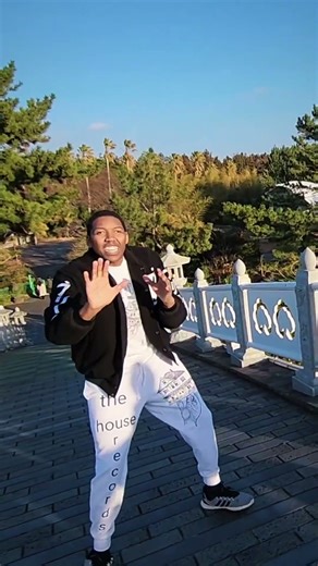 "Shackles" the music video is out now #rap #trending #youtubeshorts #musicvideo #newmusic