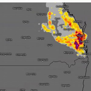 Recurring Spring ⚡Thunderstorms⚡ Set To Develop Next 10 Days --- QLD and NSW could experience their first round of recurring wet season thunderstorms over the next 10 days. | Tim's Severe Weather